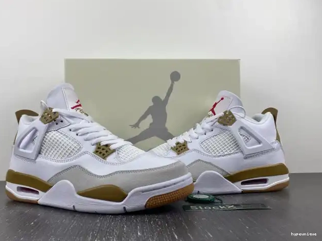 HYPE 4 Jordan SB DR5415-120 Retro 0530